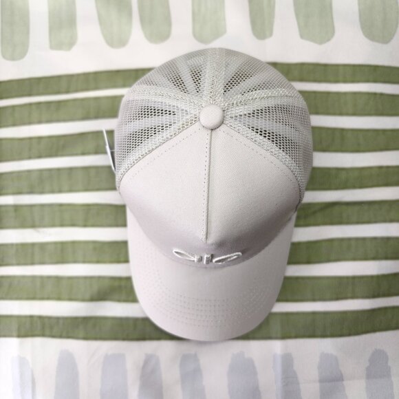 🍩ALO Yoga Curved Brim Hat | Women's Light Hat | Bone Color - Picture 4 of 5